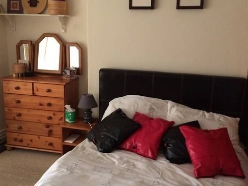 Spacious House, Sleeps 7 People 독서 외부 사진